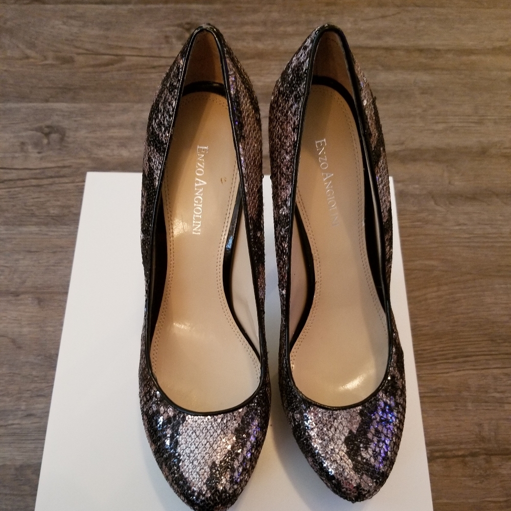 Enzo Angiolini squin platform heels. Size 9.5